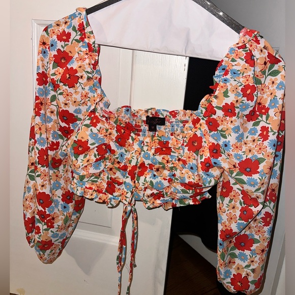 Floral long sleeve top - Picture 1 of 2